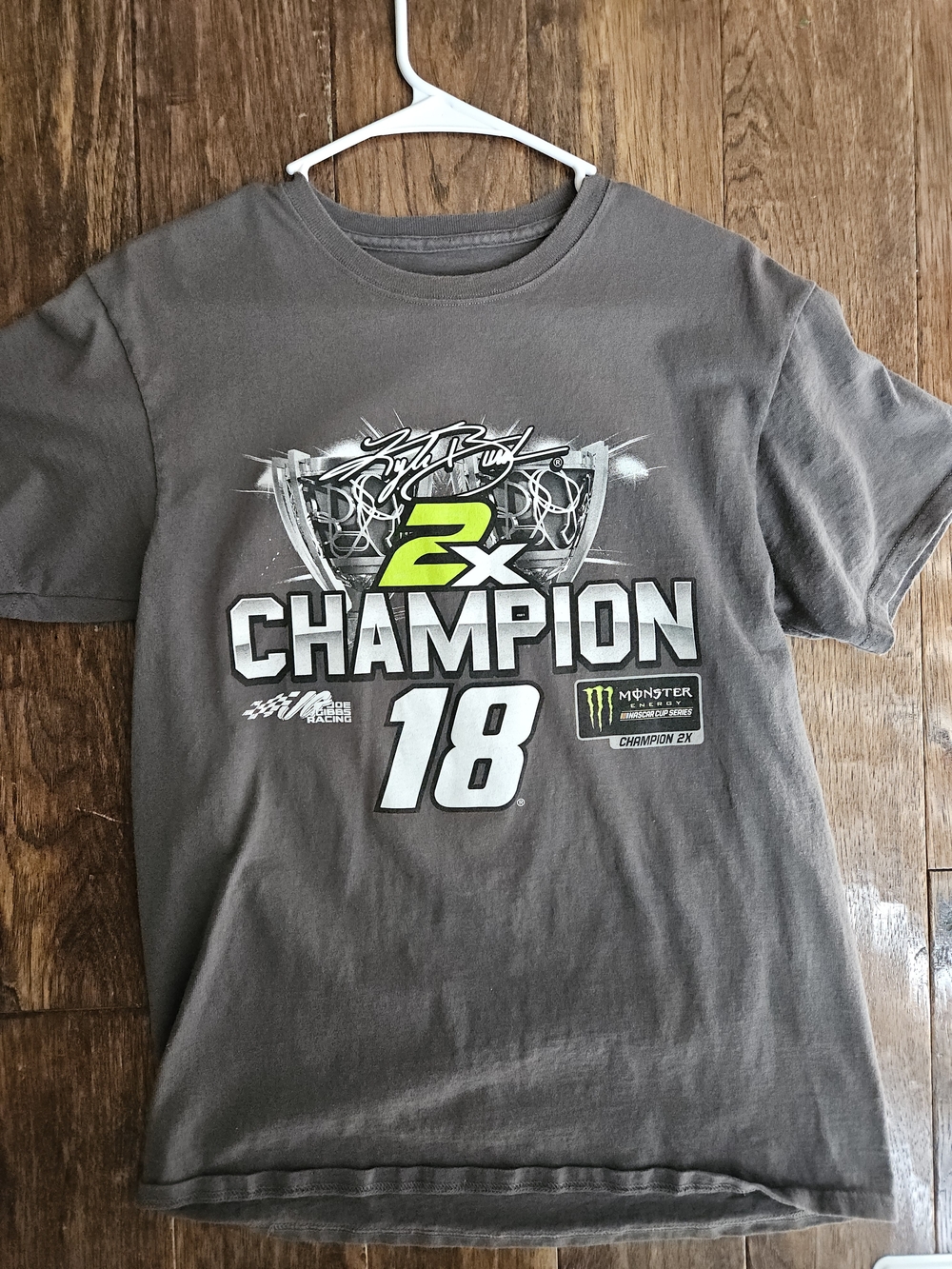 NASCAR Kyle Busch 18 Shirt